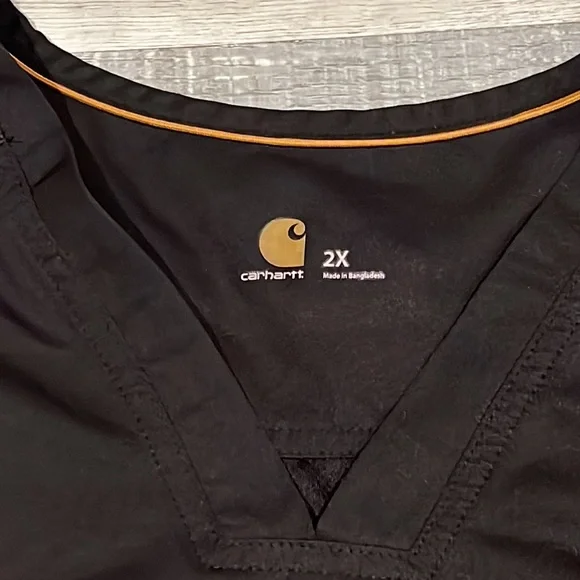 Carhartt Scrub Tops - Picture 3 of 5